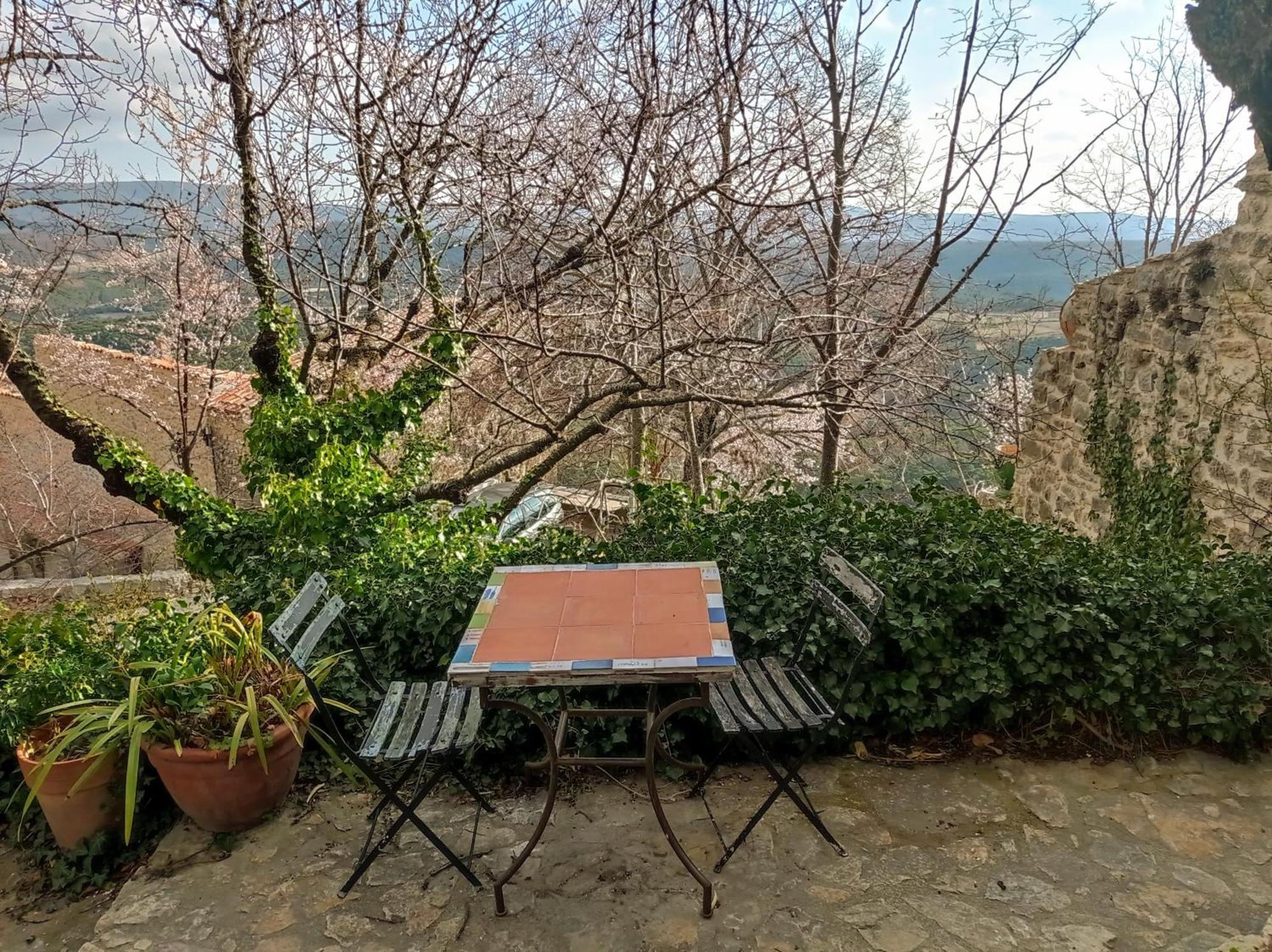 La Fontaine Bed & Breakfast Bargeme Phòng bức ảnh